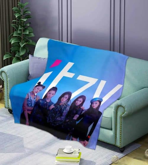 Itzy Blankets