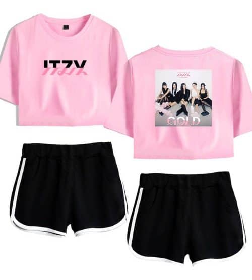 Itzy Gold Tracksuit #3